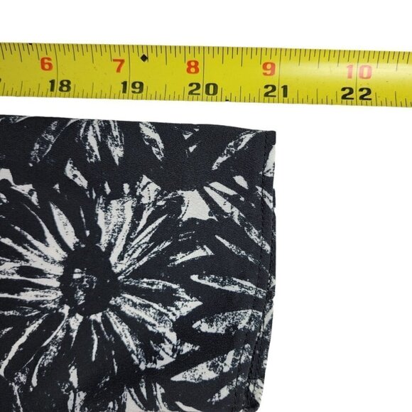 TopShop Ruched Mini Dress Sz 2 Black White Back Zip 3/4 Sleeve Monochrome DaisyX - Picture 11 of 12